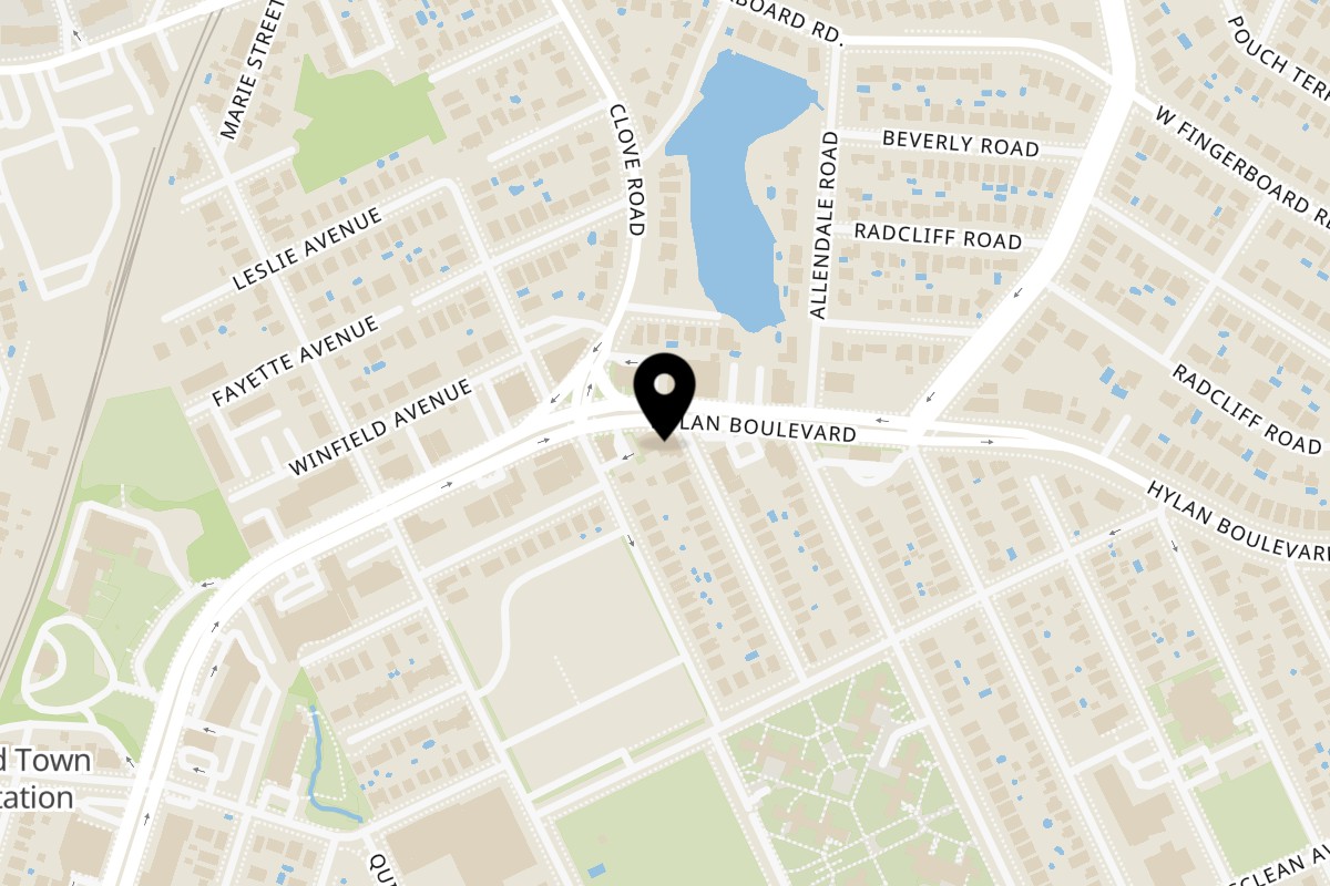 Map showing the location of Saucy on 1144 Hylan Blvd in Staten Island
